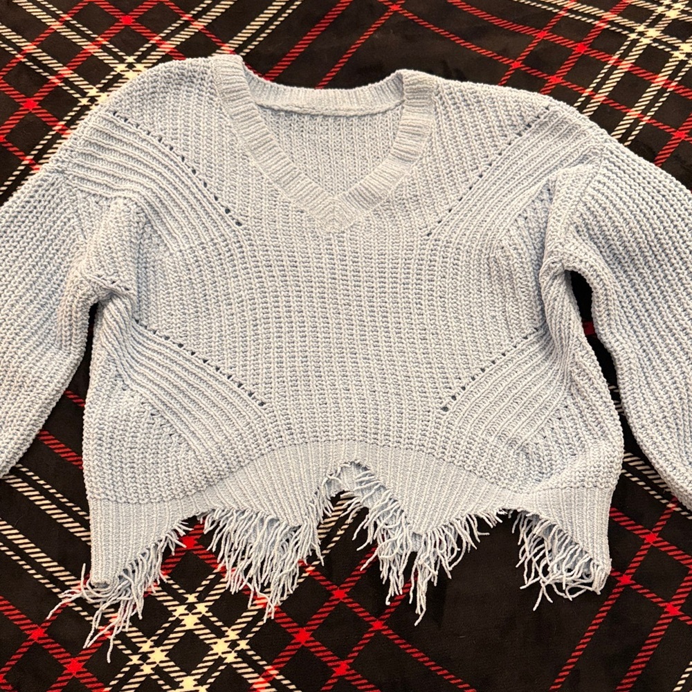 Light blue crochet cozy balloon sleeve frayed hem crop sweater size S/M